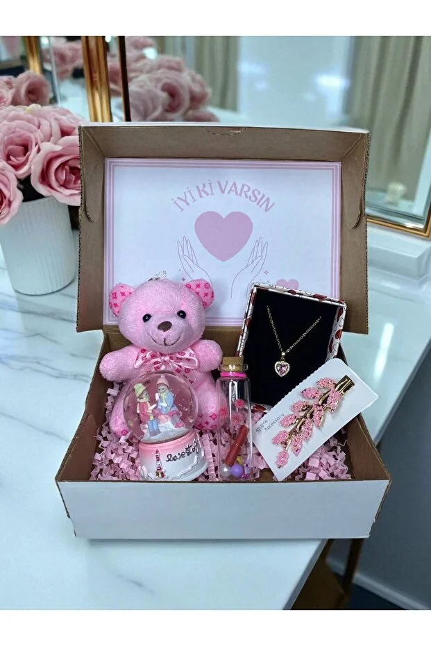 İyi Ki Varsın Hediye Kutusu